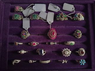 (Category: ) located in . Submitted by revas_antique (Listing ID 1446760060, Image 1). Description: .