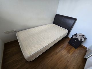 (Category: ) located in . Submitted by chiadamian (Listing ID 1446821838, Image 1). Description: .