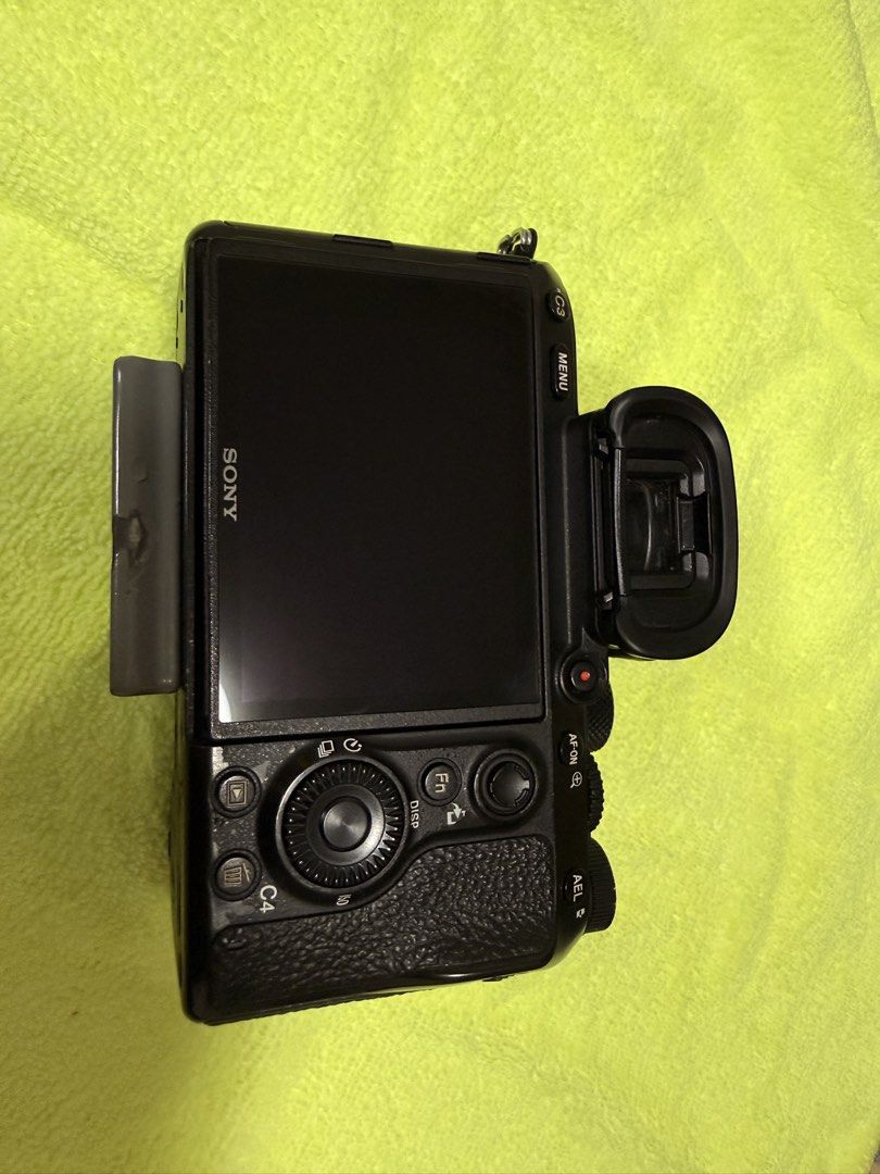 Sony a7iii (Category: Cameras) located in Manila. Submitted by anel87000 (Listing ID 1446862159, Image 2). Description: For Sale Sony A7iii Cosmetics 8/10 Shutter Count almost 60k Clicks Buttons working except sa record button the rest wala na. Test all You want. With box / camera strap/ camera cage and 1pc 3rd party batt. Meet up cubao/marikina/sm north/sm megamall Rfs: May a7iv na..