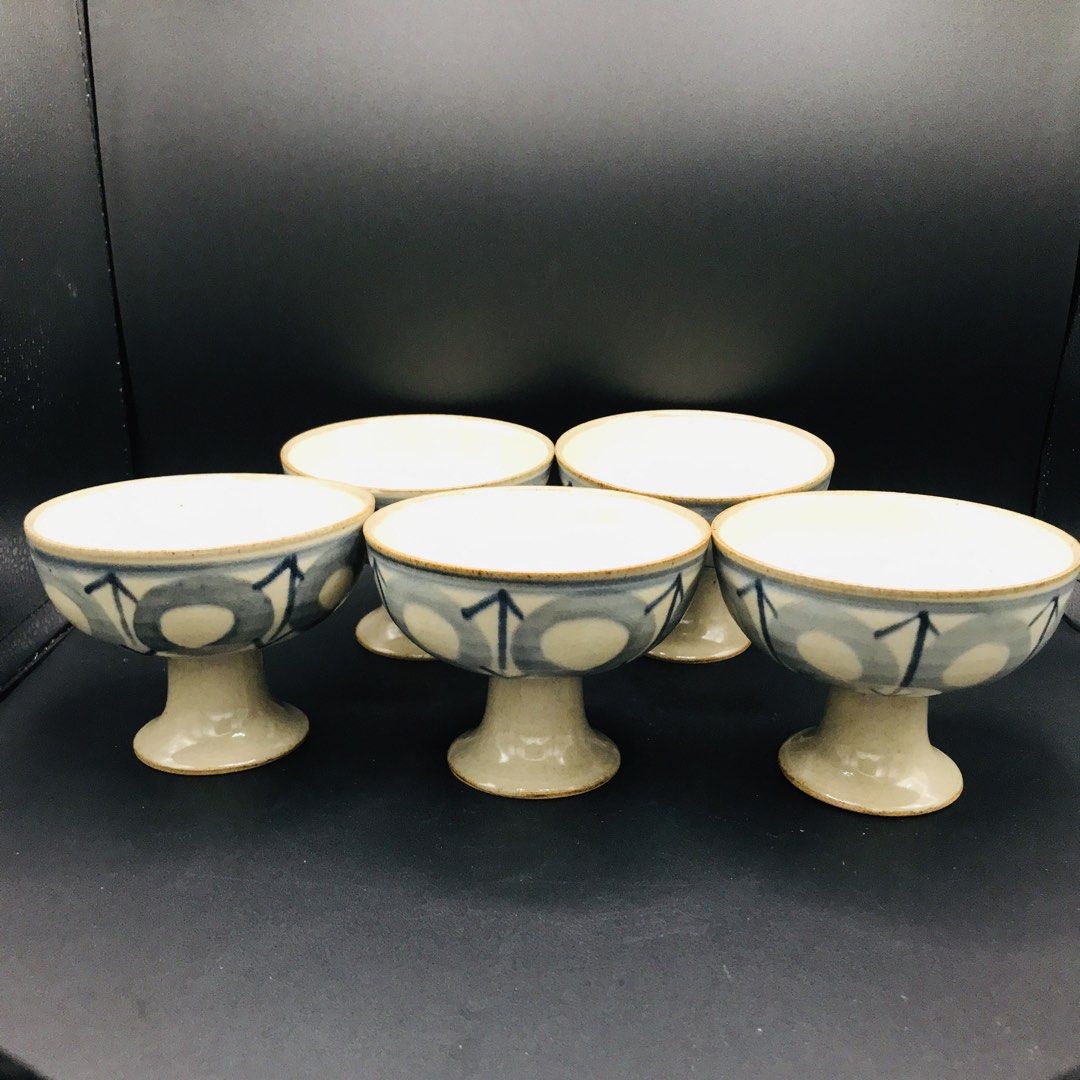 Stoneware Footed Dessert Bowls (Category: Dinnerware & Cutlery) located in Baao. Submitted by all.things.japan (Listing ID 1446830807, Image 1). Description: .