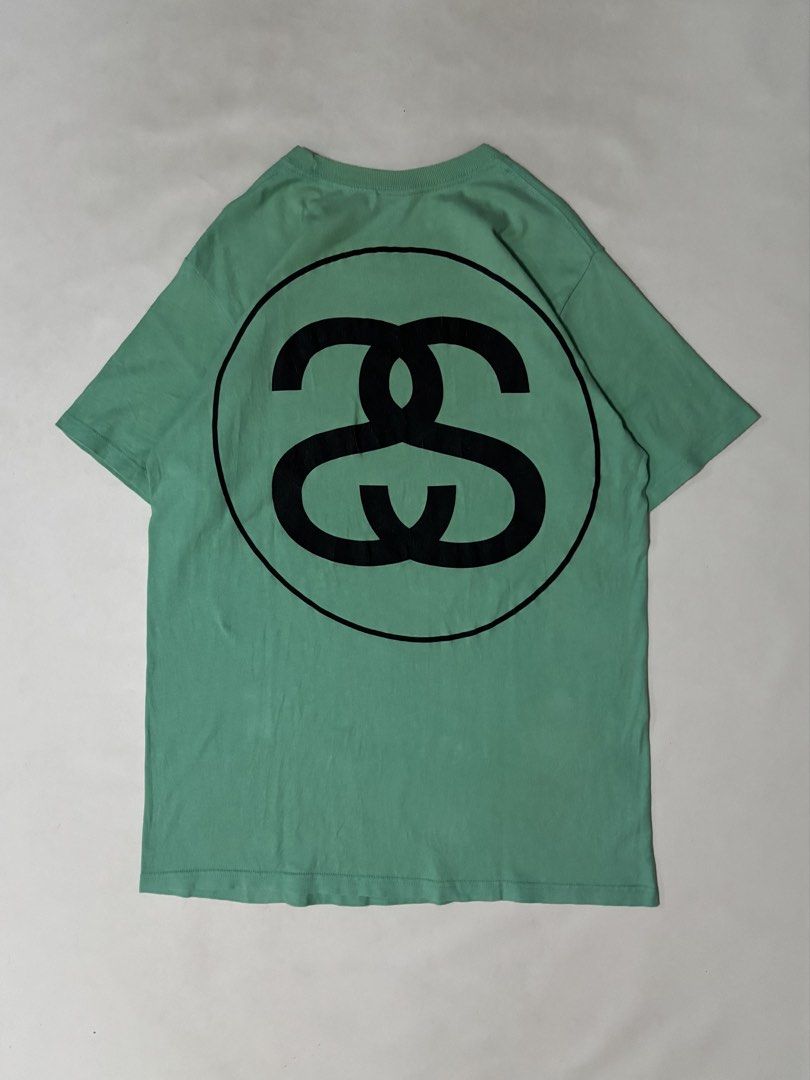 stussy tshirt (Kategori: Baju Luaran) berada di Jakarta Pusat. Dikirim oleh setyawanaw24302 (ID iklan 1446860525, Gambar 3). Deskripsi: stussy size m 78x53 kondisi baik tidak ada minus rekber on +admin 25%.