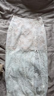 (Category: ) located in . Submitted by clearmywardrobiwe (Listing ID 1446803461, Image 1). Description: .