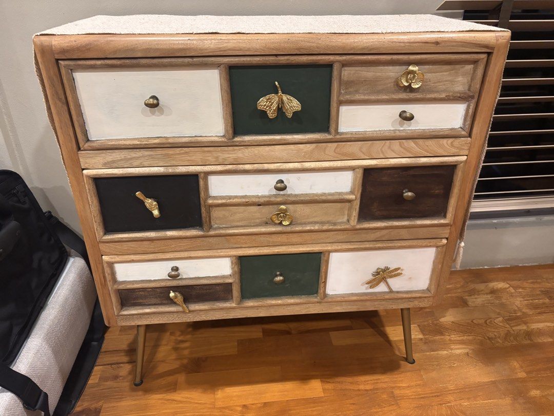 Stylish cabinet