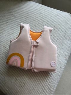 (Category: ) located in . Submitted by tinykidss (Listing ID 1446779036, Image 1). Description: .