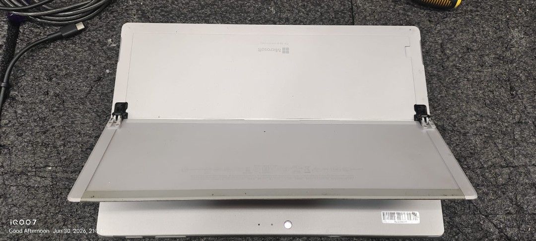 Surface Pro 4496667426019747843