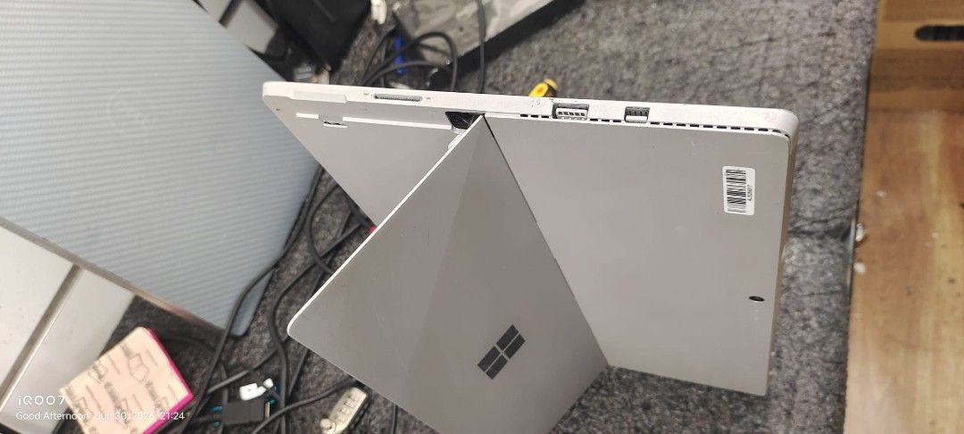 Surface Pro 4496667426019747844