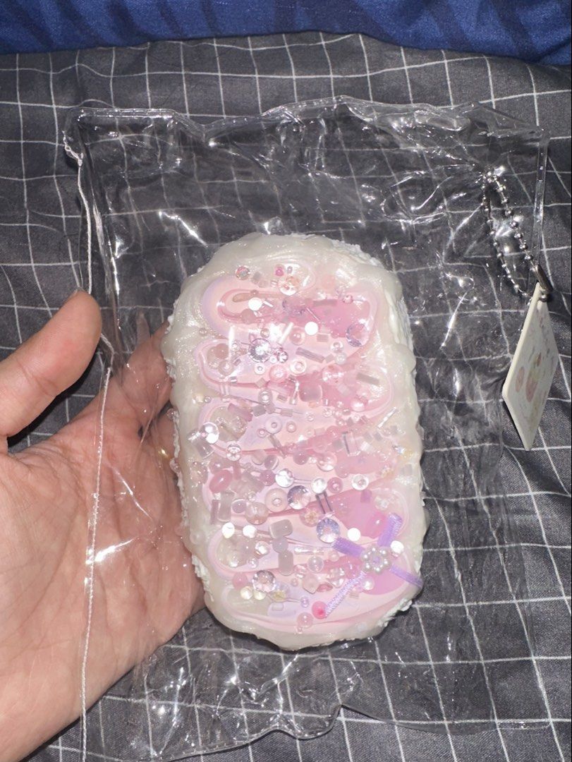 Taba squishy (Category: Interactive Toys) located in Singapore. Submitted by helpclearasap (Listing ID 1446904536, Image 2). Description: le you studio $12 each Both got tag, Buy 2 free mail Nnn Lahua $12.