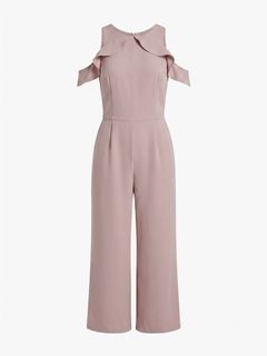 (Category: ) located in . Submitted by sofiascloset_ (Listing ID 1446777864, Image 1). Description: .