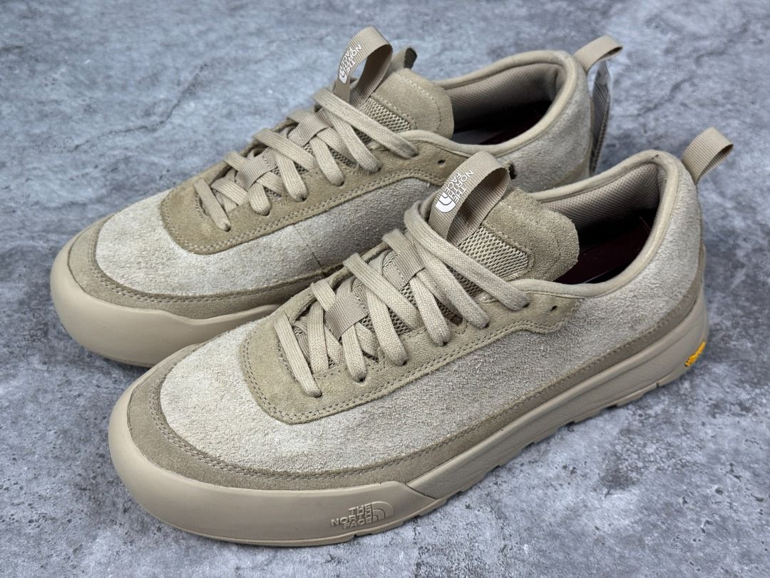The North Face Clyffe Suede (Category: Sneakers) located in Aloran. Submitted by rymans (Listing ID 1446789387, Image 3). Description: The North Face Clyffe Suede 11us/29cm 9.9/10 condition 3180 +SF.
