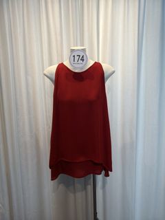 （分類：）位於 。 由 belovedclothesthrifts 提交（商品編號 1446809853，圖片 1）。簡介： 。