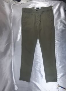(Category: ) located in . Submitted by bhelprelovedcloset (Listing ID 1446821193, Image 1). Description: .