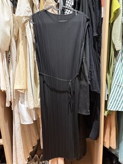 (Category: ) located in . Submitted by preloved_tdc (Listing ID 1446859278, Image 1). Description: .