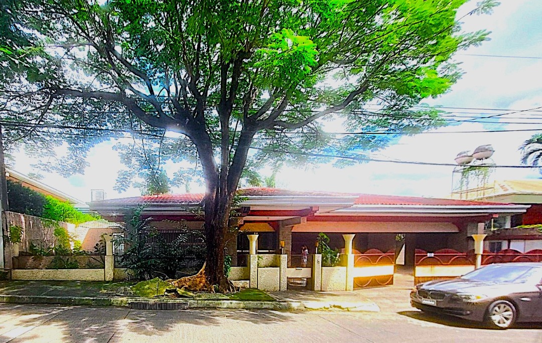 (Category: ) located in . Submitted by wise_abiejoes (Listing ID 1399709059, Image 1). Description: .