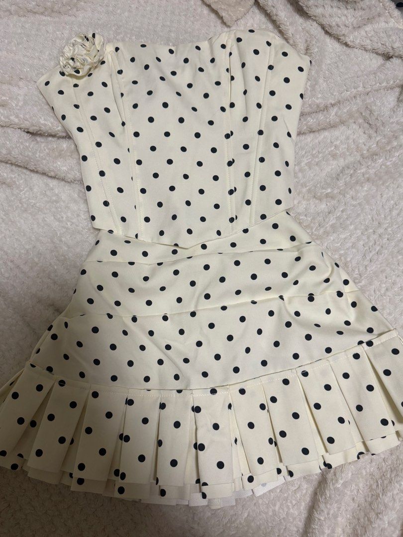 Vietnam Polka Dots Coordinates/Dress (Category: Sets or Coordinates) located in Quezon City. Submitted by buhbyestuff (Listing ID 1446738917, Image 1). Description: .