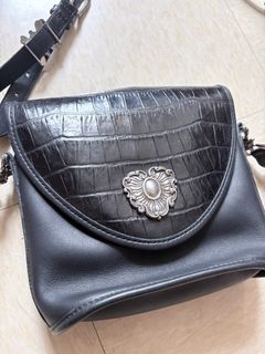 （分類：）位於 。 由 summerblink 提交（商品編號 1446879845，圖片 1）。簡介： 。