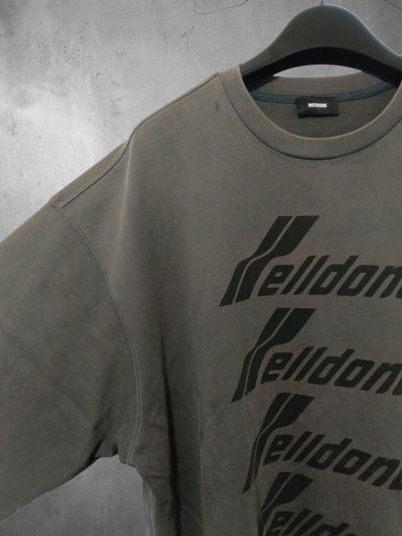 WELLDONE Graphic T-Shirt (Category: Tshirts & Polo Shirts ) located in Cebu City. Submitted by authenticgrids (Listing ID 1446876191, Image 2). Description: ❓STREET WEAR❓ 🔥 Well-done‼️ StreetWear Oversized Tee💯 📌Good Quality Fabric ✅ Comfortable fit ✨ Clean fabric Minimal neckline Fading 🔥Fashion Hype , Streetwear Style🔥 ✨ 📏 Size: M ✨BEST FIT:XXL MEN'S ASIA DIMES: 📏 Inches Length: 30 WIDTH: 25 💸 Price: DM US😊 📍 Carmen, Cebu 🚚 Shipping 