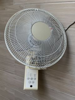 （分類：）位於 。 由 gglgod 提交（商品編號 1446743001，圖片 1）。簡介： 。