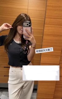 （分類：）位於 。 由 avocadocccc 提交（商品編號 1446886001，圖片 1）。簡介： 。