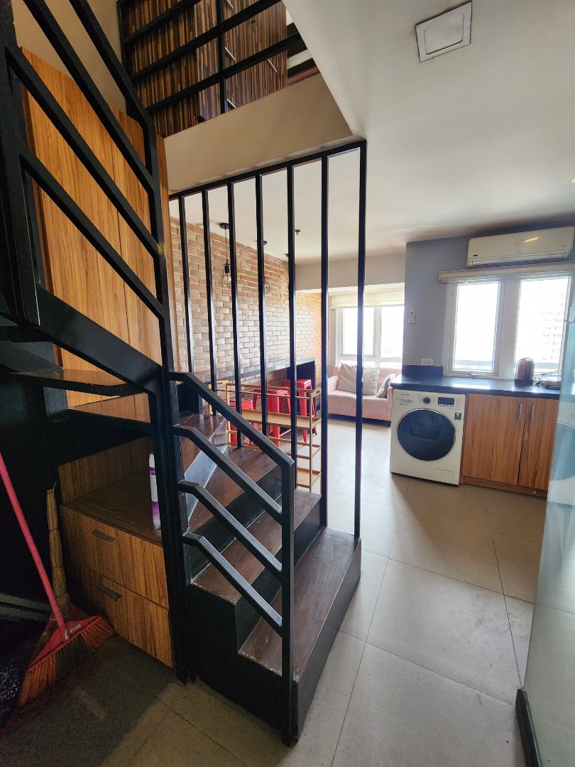 (Category: ) located in . Submitted by Cristian (Listing ID 1441796839, Image 1). Description: .