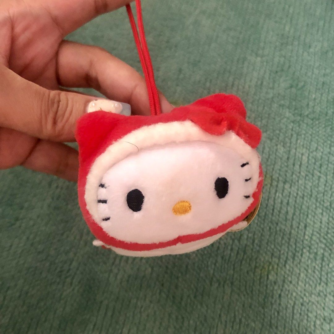 2015 SANRIO HELLO KITTY x 7 ELEVEN PLUSH CHARM (Category: Plushies & Soft Toys) located in Quezon City. Submitted by kitsune.treasures (Listing ID 1441891396, Image 2). Description: *First to pay policy! *1 day reservation only. Failure to pay on time, auto cancel. 📍Quezon City * MOD: J&T | Lalamove * MOP: GCASH | BPI 📦ON HAND AND READY TO SHIP CONDITION: WHAT YOU SEE IS WHAT YOU GET. Dimensions: Kindly check the photos for the actual measureme