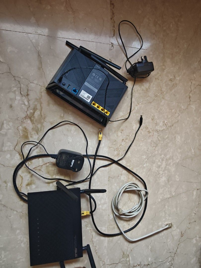 2 units of Asus networking routers.472884662670479367