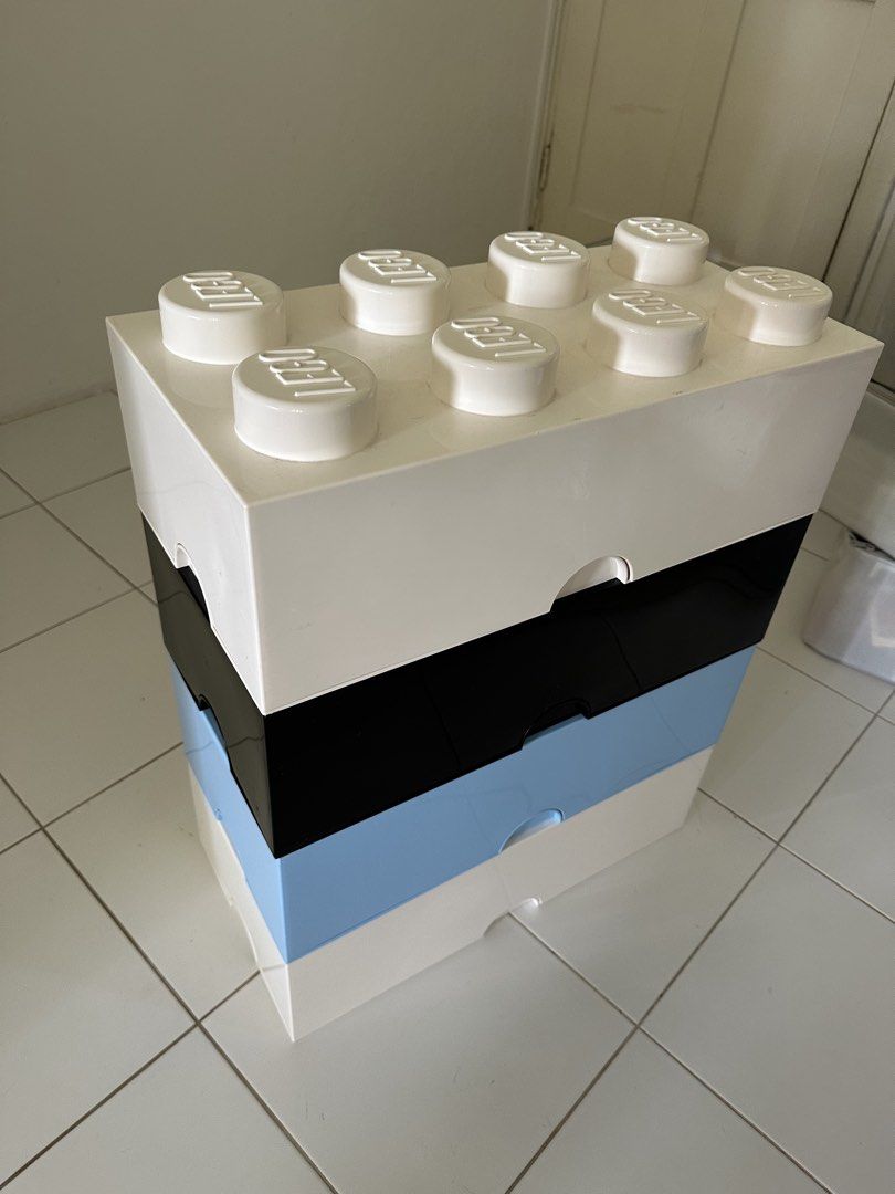 4 Lego storage boxes
