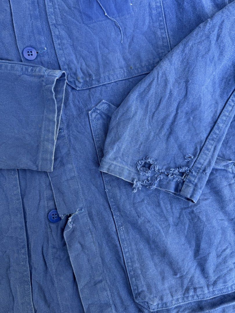 70's Sonorco Thrashed Sateen French Chore Jacket (Category: Coats, Jackets and Outerwear) located in Quezon City. Submitted by though.bare (Listing ID 1441860932, Image 3). Description: Fits on M up to L for Men In worn-out condition, best for custom repairs. Width : 21" Length : 28" Sleeve : 23" Shoulder : 18.5" No-when worns. Listings not marked sold/reserved are available. These are preloved/used items, manage expectations. Visit my profile fo