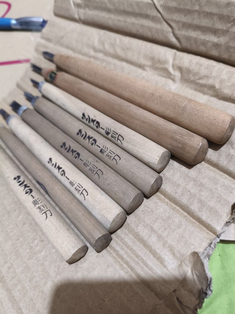 8 pcs set Japan chisels (Category: Construction Tools & Equipment) located in Paranaque City. Submitted by japancollectibles (Listing ID 1441935780, Image 3). Description: Payment first policy Mop: gcash / BPI Shipping : Lalamove and LBC 1st to pay gets the item Location : Paranaque 1st to pay gets the item Battery for size reference 🌸Japan Surplus items collectible 🔴Carefully check each photos 🔴Manage your expectations | AS Is where is 🔴Actu
