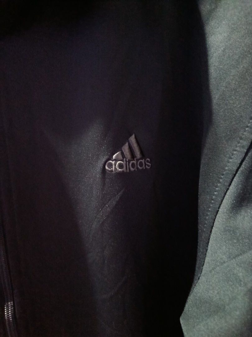 ADIDAS JACKET ( TURTLE NECK ) OFF / LEGIT (Category: Coats, Jackets and Outerwear) located in Manila. Submitted by jmdcss (Listing ID 1441897977, Image 2). Description: DECLARED OFF / LEGIT DIMES : 26 x 31.