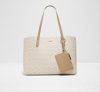 (Kategori: ) berada di . Dikirim oleh louisselle.bag (ID iklan 1441928800, Gambar 1). Deskripsi: .
