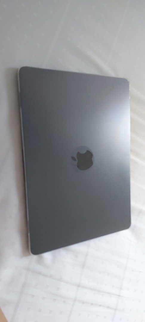 Apple MacBook Air Midnight M2 Chip 13-inch472879171351367681