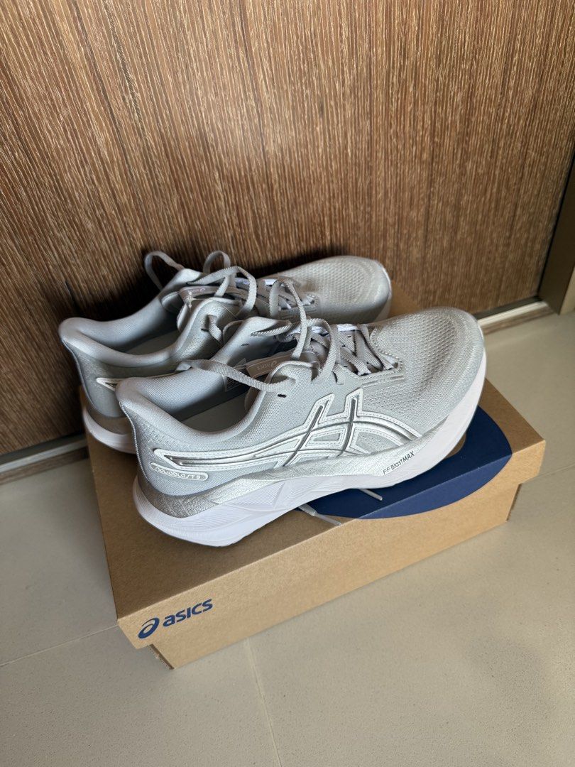BNIB ASICS NOVABLAST 5 ATC Women's Running Shoes (Category: Sneakers) located in Singapore. Submitted by iliketehbing (Listing ID 1441848990, Image 2). Description: BRAND NEW NOT WORN comes with the box! Original price is $219 but I’m letting go at $150 It’s way too small for me 😭😭 - ASICS NOVABLAST 5 ATC Women’s Running Shoes - Color: Piedmont Grey/Pure Silver.
