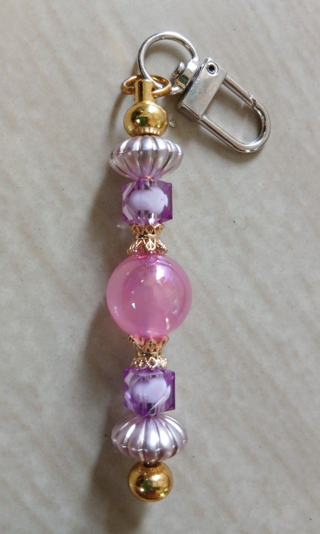 BEADABLE METAL KEYCHAIN WITH SPARE BEADS SET (Category: Handmade Craft) located in Cavite. Submitted by jiearah.online.shop (Listing ID 1441794152, Image 2). Description: BEADABLE METAL KEYCHAIN WITH SPARE BEADS INCLUDED SET Materials/Beads used are all international beads ( mix of resin, metal, acrylic and wood ) Selling as SET (Keychain + Extra Beads) Price : Php 180 +sf (Shipping Fee NOT INCLUDED. Wala pong free shipping) Mode of Payment : GCA