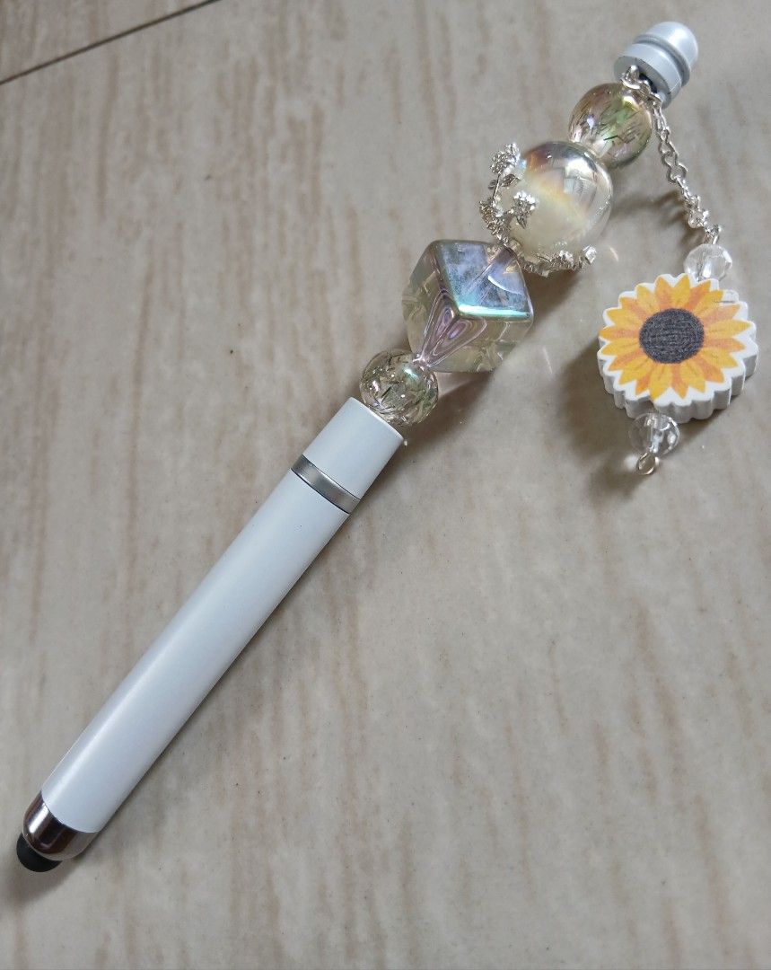 BEADABLE STYLUS WITH SPARE BEADS SET (Category: Craft Supplies & Tools) located in Cavite. Submitted by jiearah.online.shop (Listing ID 1441802733, Image 2). Description: BEADABLE STYLUS WITH SPARE BEADS INCLUDED SET Materials/Beads used are all international beads ( mix of resin, metal, acrylic and wood ) Selling as SET (Stylus + Extra Beads) Price : Php 180 +sf (Shipping Fee NOT INCLUDED. Wala pong free shipping) Mode of Payment : GCASH or PayM
