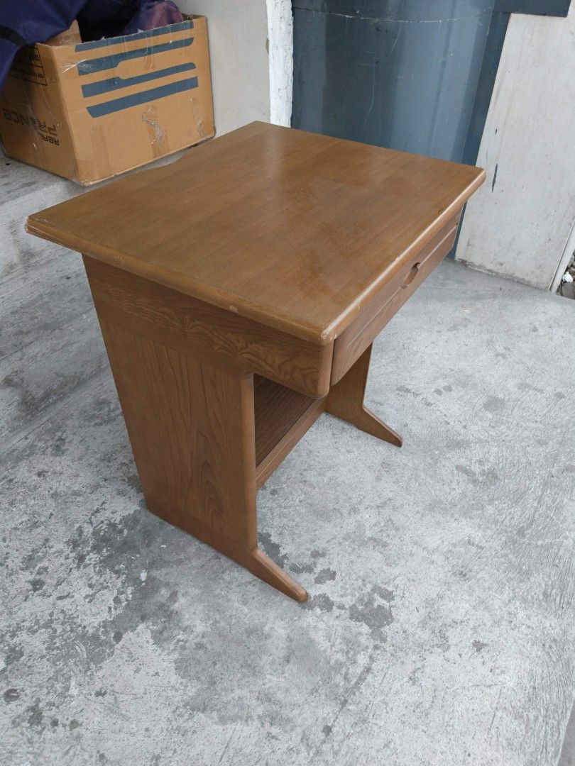 Bed side table Japan surpluz (Category: Tables & Sets) located in Manila. Submitted by kyjapansurplus (Listing ID 1441871286, Image 3). Description: .