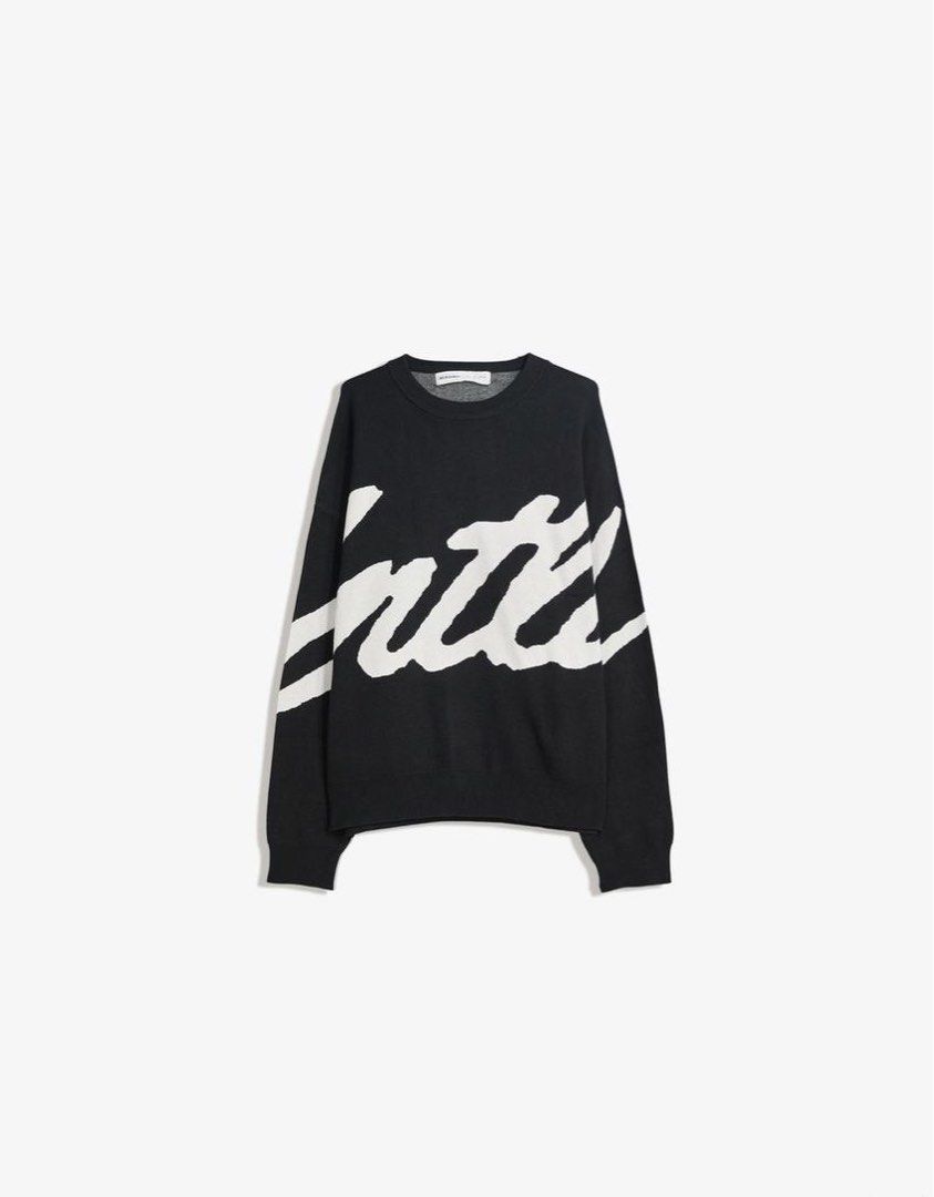 bershka printed crewneck knit sweater (Category: Coats, Jackets and Outerwear) located in Quezon City. Submitted by kalmai (Listing ID 1441904852, Image 2). Description: never used size s retail price ₱2800 excellent condition.