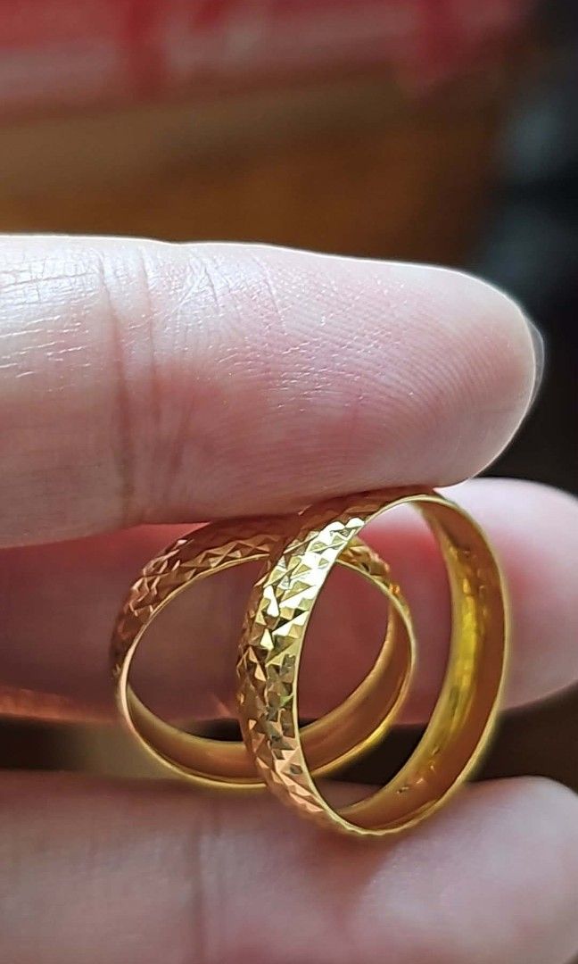 Bestseller 18K Wedding Ring/ Couple Ring (Category: Rings) located in Caloocan City. Submitted by cheskhaionlinestore2.0 (Listing ID 1441909695, Image 3). Description: Best Seller Wedding Ring 18K Saudi Gole 2.0g+- Makinang at Maganda Quality ✨ Sizes 5,6,7,8,9,10❗ ₱16,990 only ⚡ Guaranteed Pawnable 💯 Wise and Lifetime Investment 💯 Brandnew ⚡ We accept COD COP Nationwide with downpayment to avoid cancellation of orders ❗ For Inquires and Orders 