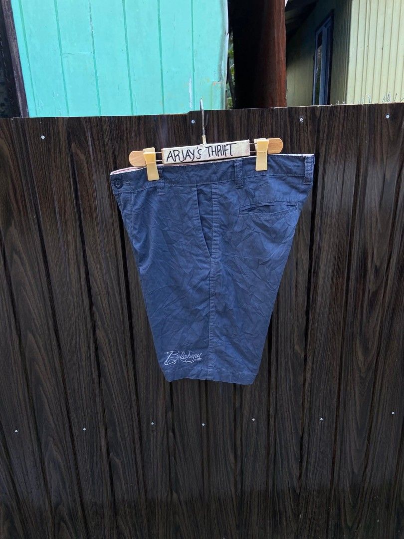 Billabong Blue Chino Shorts (Category: Shorts) located in Manila. Submitted by thebrothrift (Listing ID 1441915119, Image 3). Description: - Blue Billabong shorts - Button and zip closure - Two back pockets - Small embroidered Billabong logo on right leg - Made in Thailand - Ideal for casual wear vantage billabong walk short🥶 excellent condition 💯 no issue❌ subrang solid mine:1K.