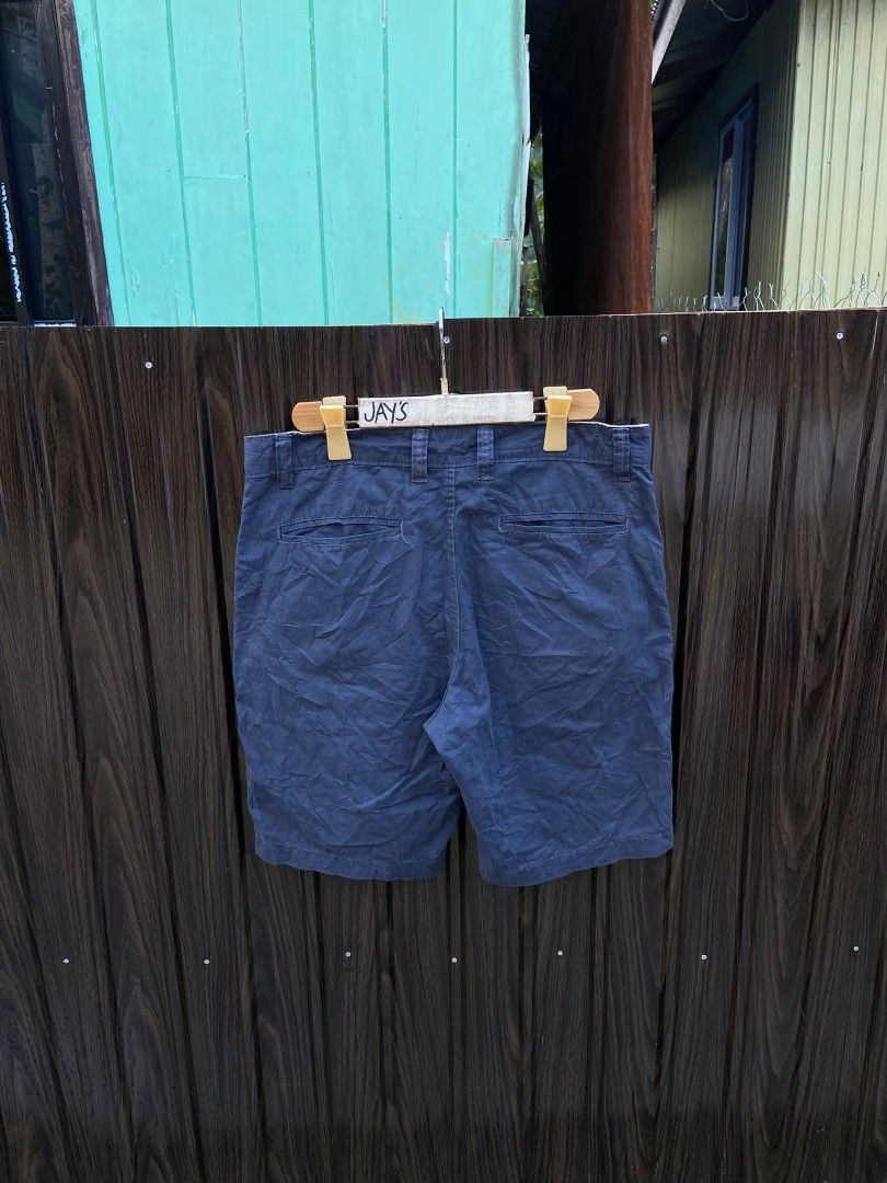 Billabong Blue Chino Shorts (Category: Shorts) located in Manila. Submitted by thebrothrift (Listing ID 1441915119, Image 2). Description: - Blue Billabong shorts - Button and zip closure - Two back pockets - Small embroidered Billabong logo on right leg - Made in Thailand - Ideal for casual wear vantage billabong walk short🥶 excellent condition 💯 no issue❌ subrang solid mine:1K.