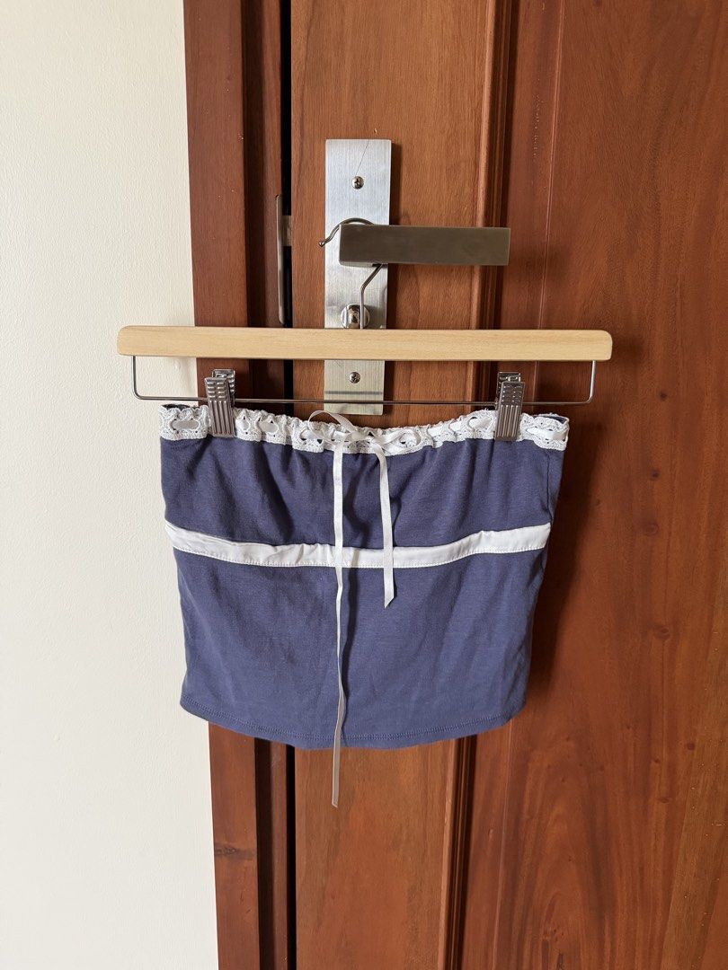 Blue tube top with white trim and drawstring (Category: Others Tops) located in Manila. Submitted by prelovedbygabrielle988 (Listing ID 1441826684, Image 1). Description: Comfy blue tube top with white trim and front drawstring. Perfect for casual wear or layering..