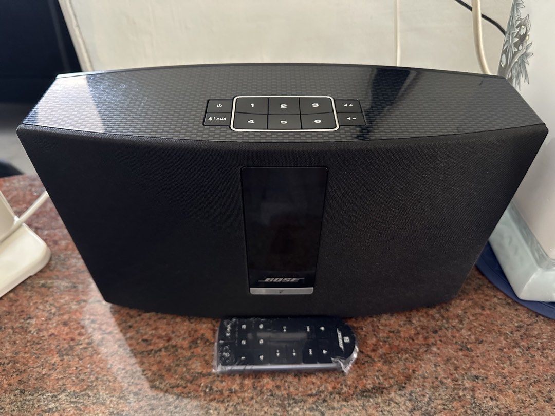 Bose SoundTouch 20 Series II Bluetooth Speaker with Remote