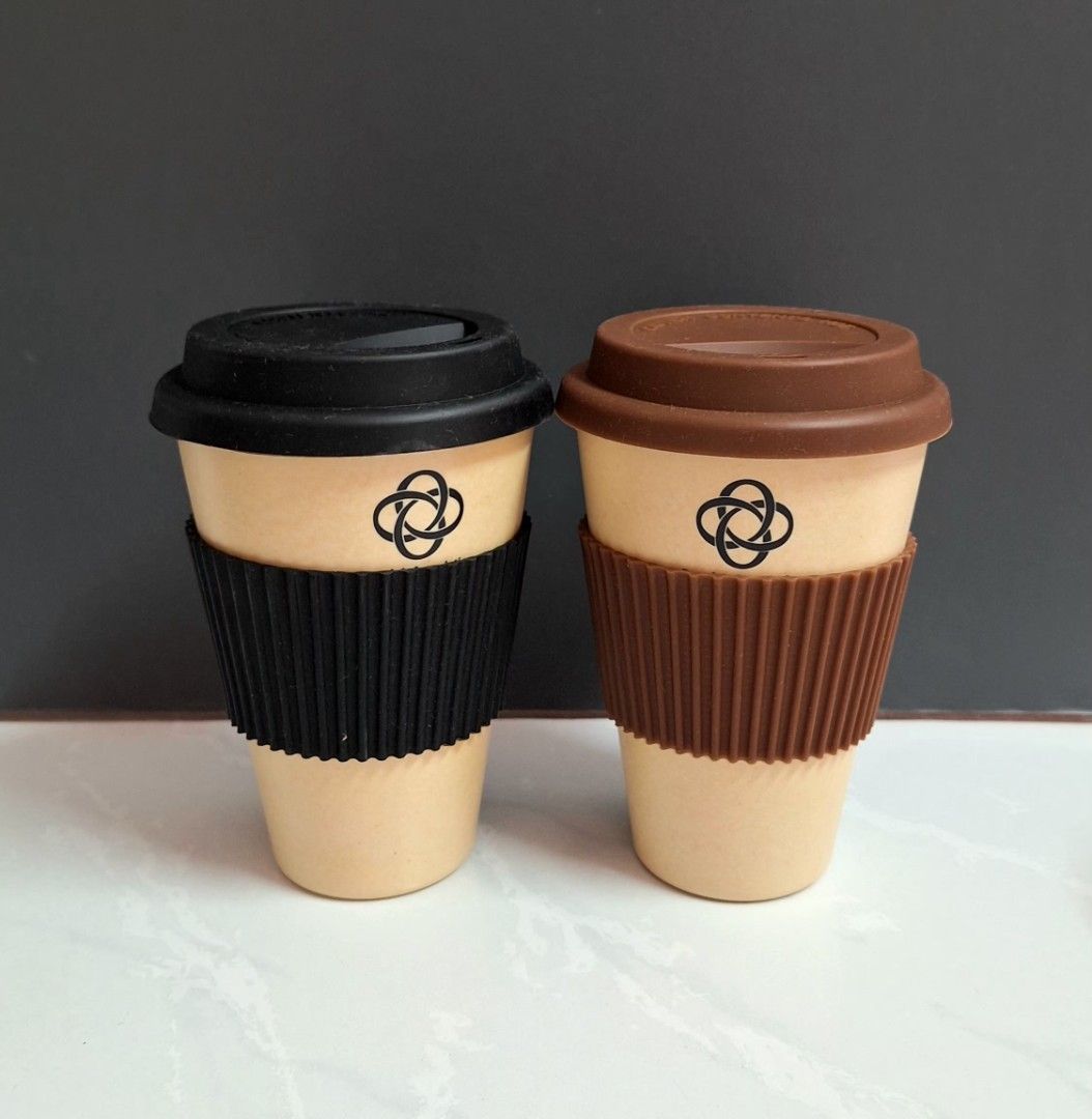 Brand new mug/ cup/ travel mug/ coffee cup with lid sleeve