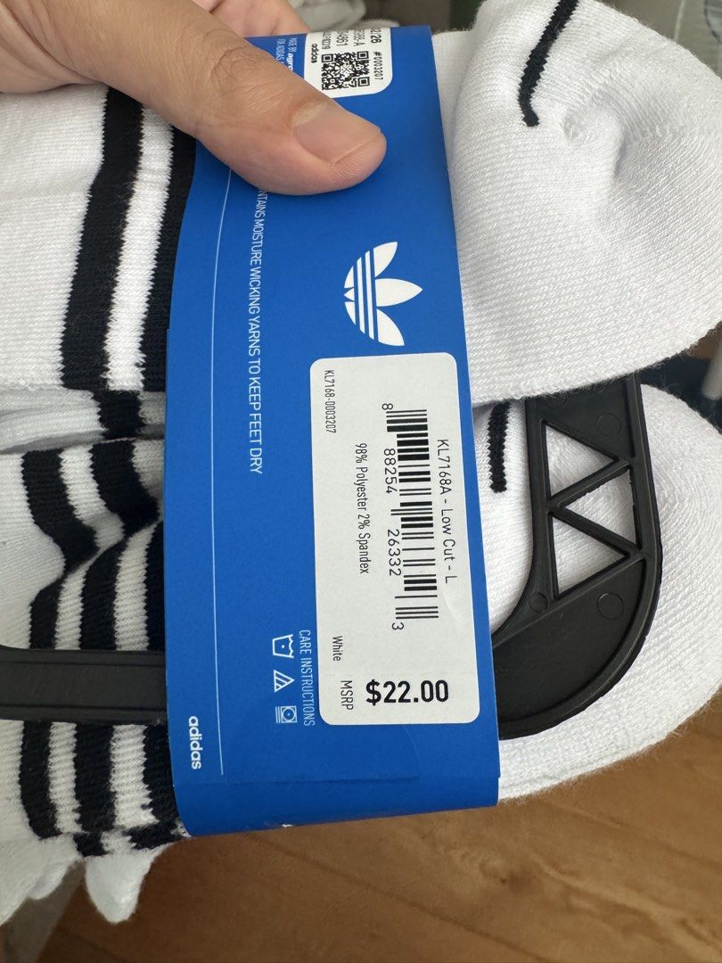 Brand new original Adidas low cut socks (Category: Socks) located in Makati City. Submitted by enzofern (Listing ID 1441856433, Image 3). Description: Selling my brand new adidas socks. 6 pairs. Size large: men’s 8-12 Price 600 PHP RFS: got as a gift from US. I dont wear low cut socks.