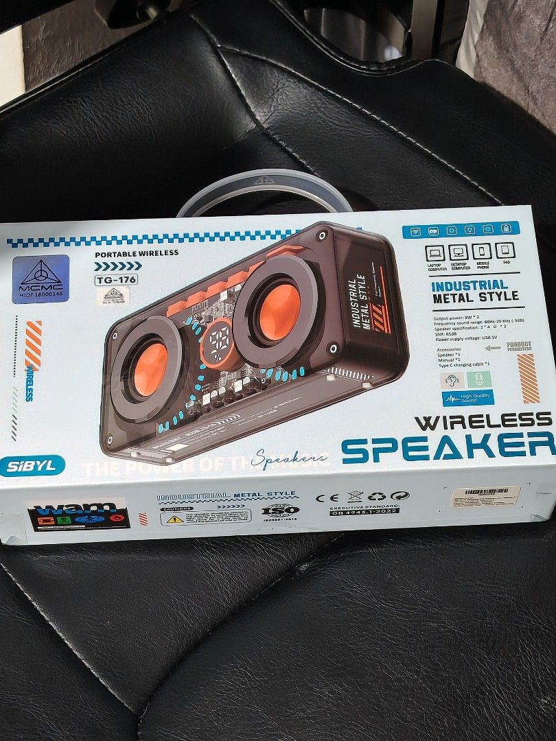 Brand New Speaker472999903028858881