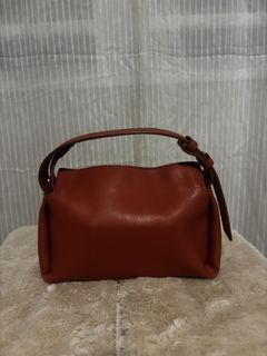 (Category: ) located in . Submitted by pinkshop21 (Listing ID 1441887778, Image 1). Description: .