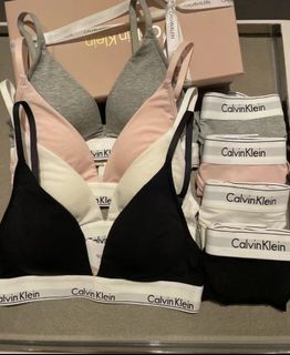 (Category: ) located in . Submitted by luxe_pick_planet (Listing ID 1441899831, Image 1). Description: .