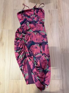 (Category: ) located in . Submitted by ciaoclothes (Listing ID 1441923433, Image 1). Description: .
