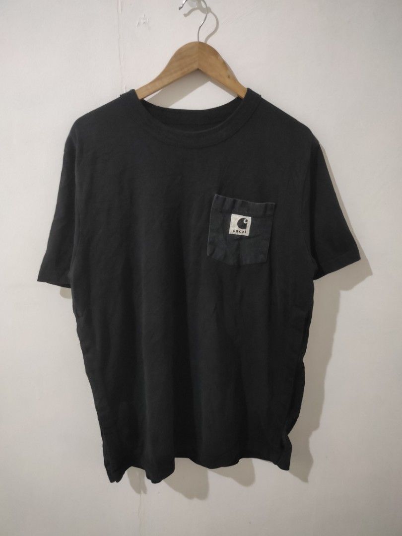 Carhartt X Sacai Pocket Tee (Category: Everything Else Others) located in Ozamiz City. Submitted by outregrails (Listing ID 1441817597, Image 1). Description: Excellent condition Denim yung material sa pocket Size large Dimes 23.5x29.5.