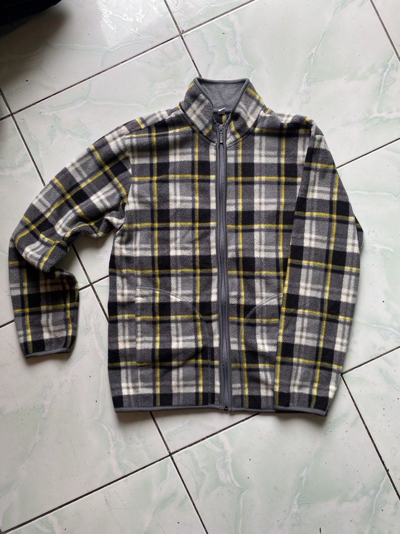 Checkered Fleece Zip-Up Jacket (Category: Sets & Coordinates) located in Alegria. Submitted by puredriponly (Listing ID 1441812670, Image 1). Description: DIMES SA PICTURE.