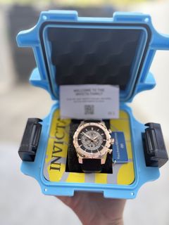 (Category: ) located in . Submitted by eviauthenticwatches (Listing ID 1441869958, Image 1). Description: .
